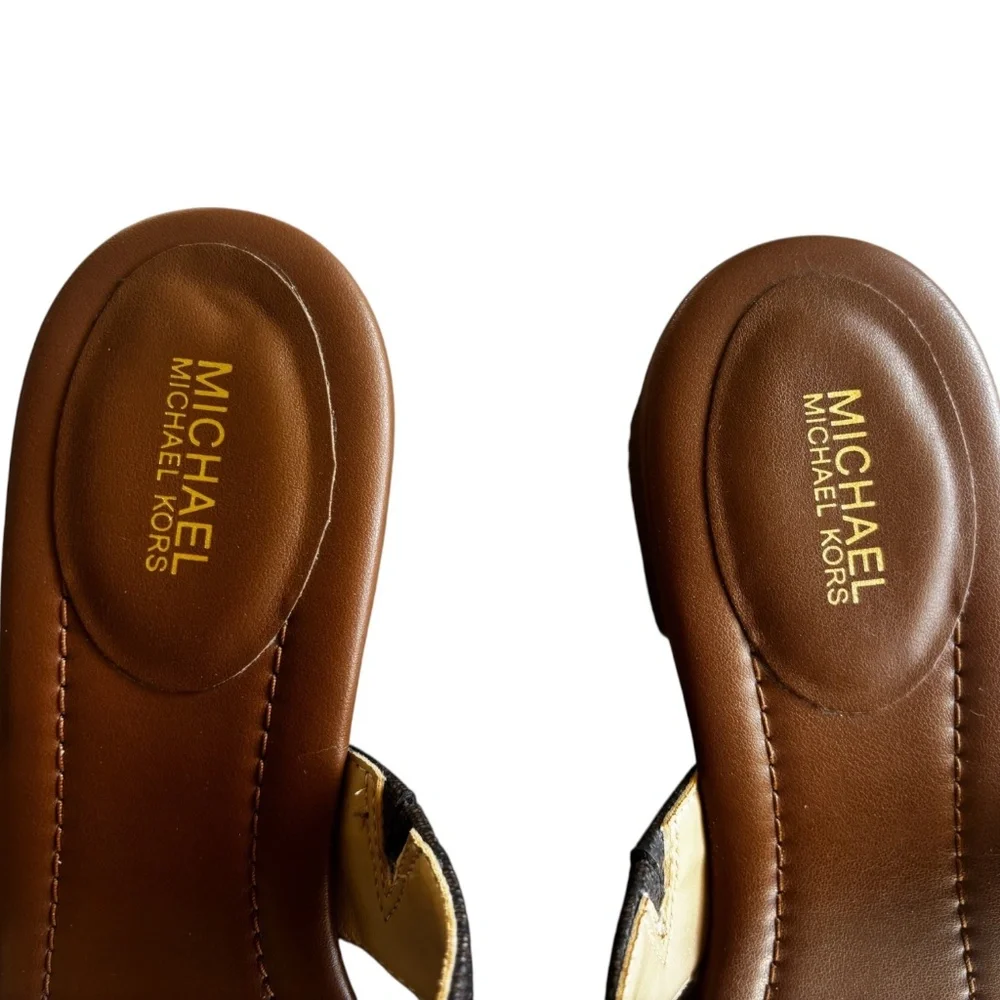 Michael Kors Sz 9 MK Izzy Logo Embellished Print Canvas Sandals - Picture 4 of 10